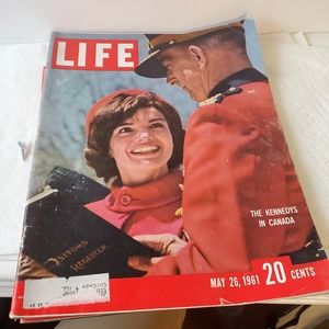 LIFE, VOL. 50, N° 21, MAY 1961 (Contents: Kennedy Hit The Road:  Jackie Kennedy